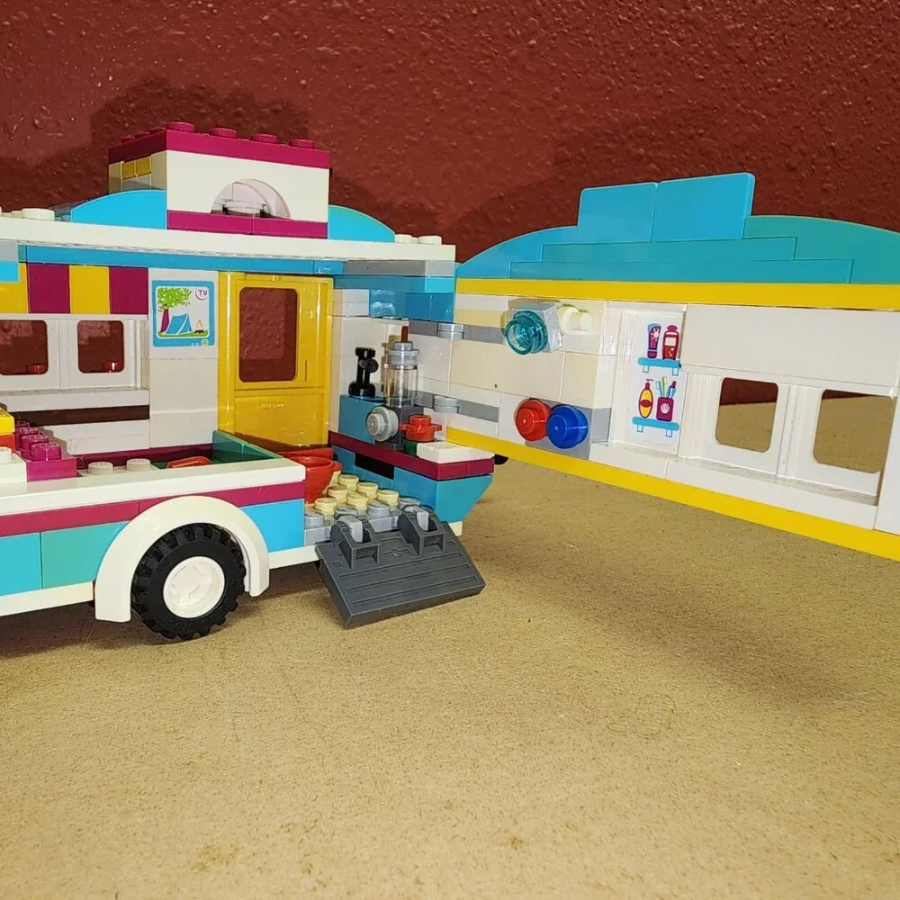 LEGO FRIENDS: Summer Caravan (41034) with Instructions and mini characters